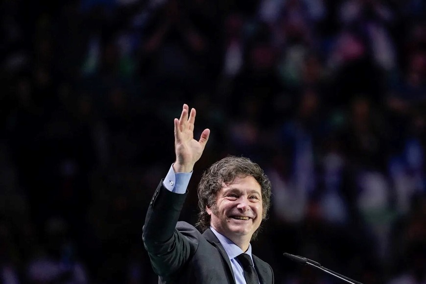 El Senado aprobó la declaración de la emergencia pública en materia administrativa, económica, financiera y energética, que le permite a Milei realizar reformas sin pasar por el Congreso.