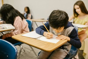 Nuestro país solo tiene un 14 % de estudiantes en el nivel más alto de lectura, muy por debajo del promedio de América Latina. Crédito: RDNE Stock project
