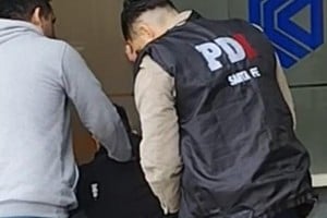 La detención ocurrió en la cuadra de calle Hipólito Irigoyen al 2400.