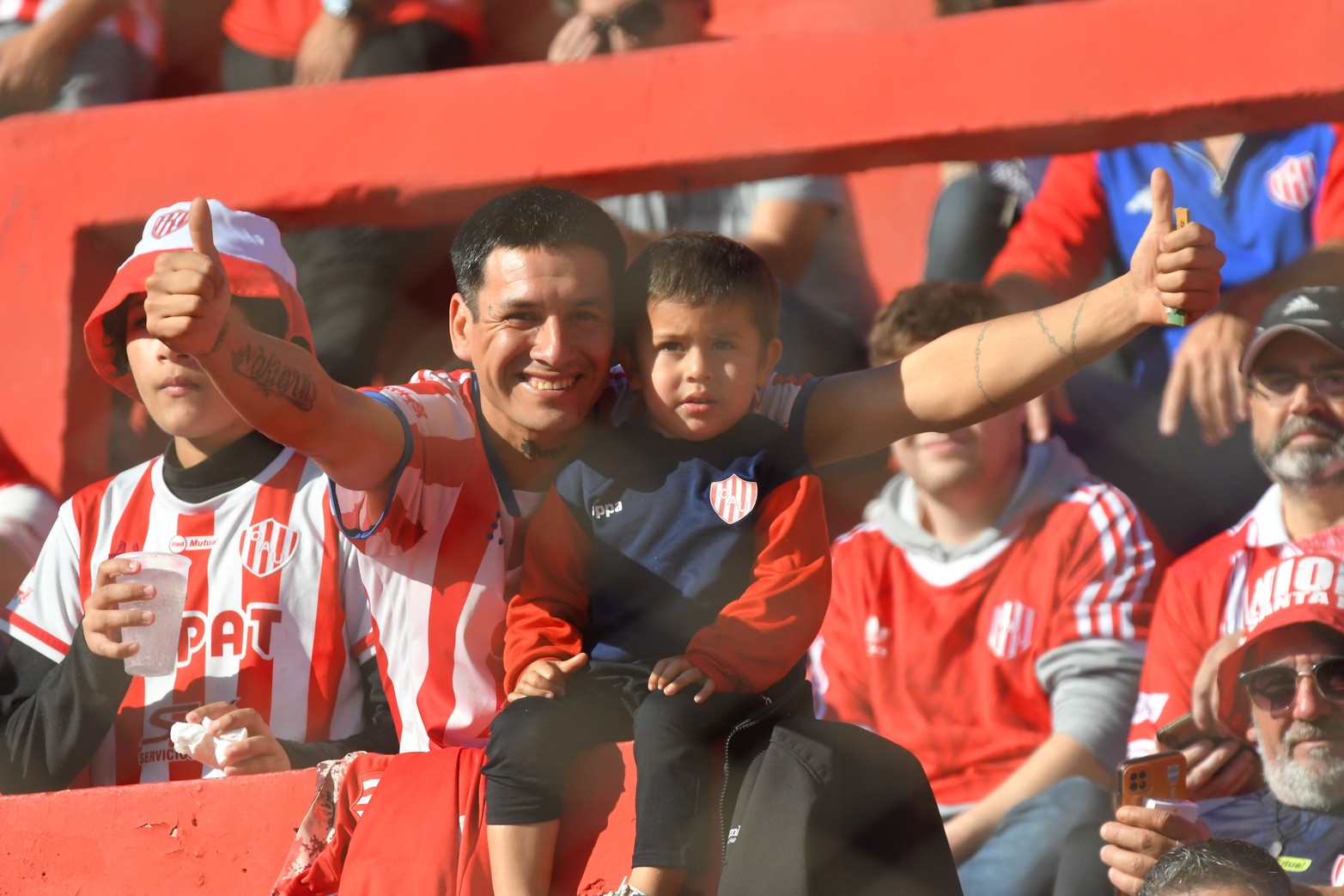 Los hinchas de Unión vivieron un partidazo ganándole a San Lorenzo por 2 a 1.