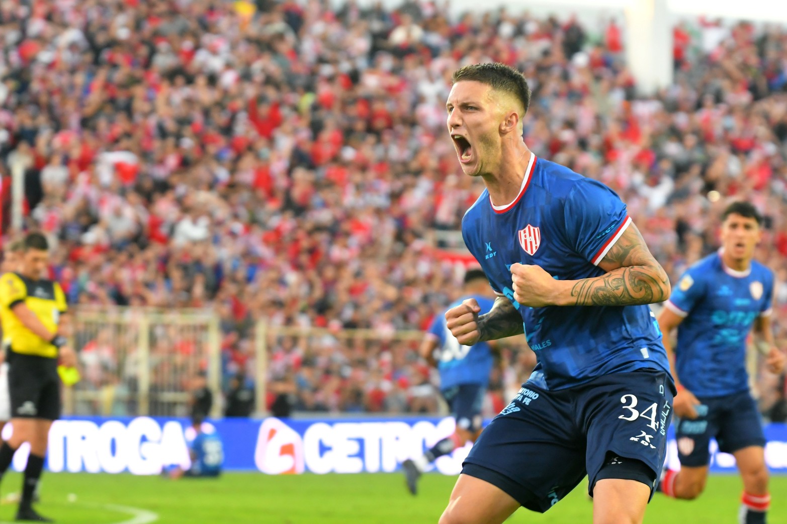 Unión le ganó 2 a 1 a San Lorenzo y se mantiene en la punta del torneo disputadas cinco fechas.