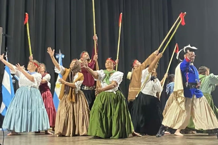 El Ballet Folclórico Municipal compartió una pieza alusiva a la fecha.