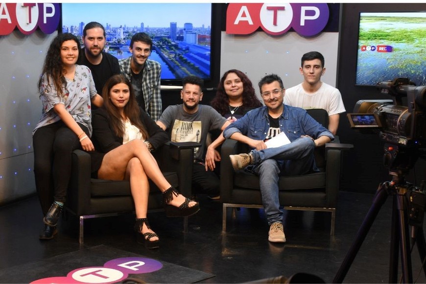 El equipo de ATP: Rodrigo Villarreal, Sergio Ferreira, Nuna Echagüe, Cynthia Diaz, Eugenia Mahieu, Fernando Zingerling, Mariano Sánchez y Raúl Rivera.



Crédito: Luis Cetraro.