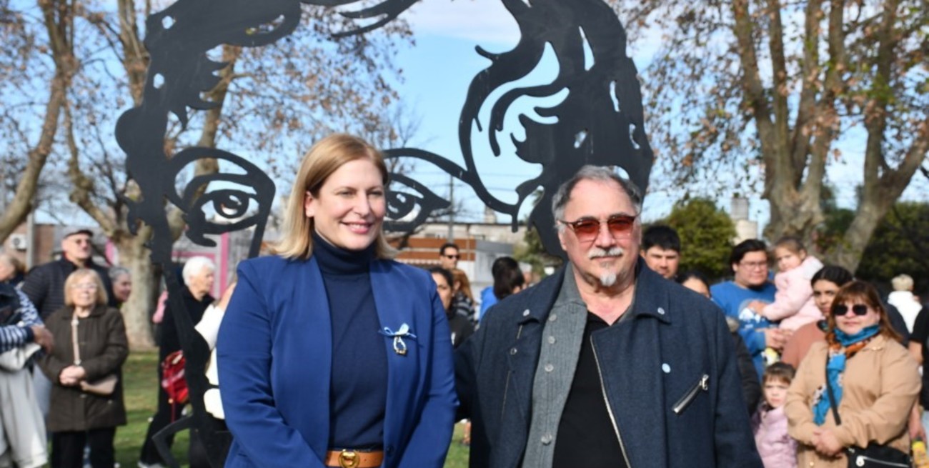 La vicegobernadora tomó la promesa, junto al intendente Guillermo Franchella, a todos los niños presentes.