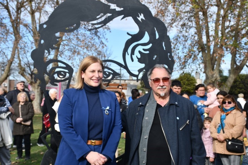 La vicegobernadora tomó la promesa, junto al intendente Guillermo Franchella, a todos los niños presentes.