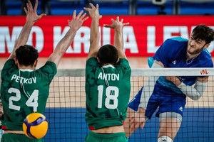 La participación de Luciano de Cecco fue vital, cuyo liderazgo y juego colaborativo fueron clave. Bruno Lima y Luciano Vicentín se erigieron como los máximos anotadores con 14 puntos cada uno.