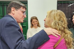 Plan Asistencia Perfecta, que consiste en un incentivo económico para el personal educativo que no falte a su trabajo.