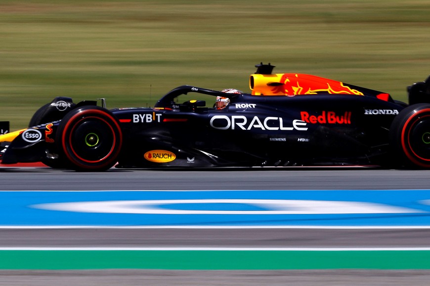 Formula One F1 - Spanish Grand Prix - Circuit de Barcelona-Catalunya, Barcelona, Spain - June 23, 2024
Red Bull's Max Verstappen in action during the race REUTERS/Susana Vera