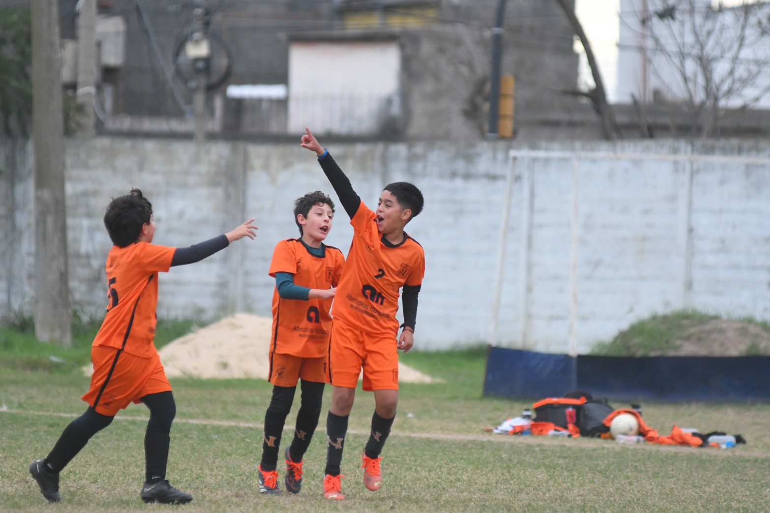 Fútbol Infantil. El Lobito de Gimnasia y Esgrima de Ciudadela. Cuatro días de fútbol infantil se vivieron en el Gigante de Ciudadela. Más de 1000 niños y un gran marco de público le dieron color a jornadas inolvidables.  Pasión Liga de Diario El Litoral presente en los grandes eventos de nuestros niños.