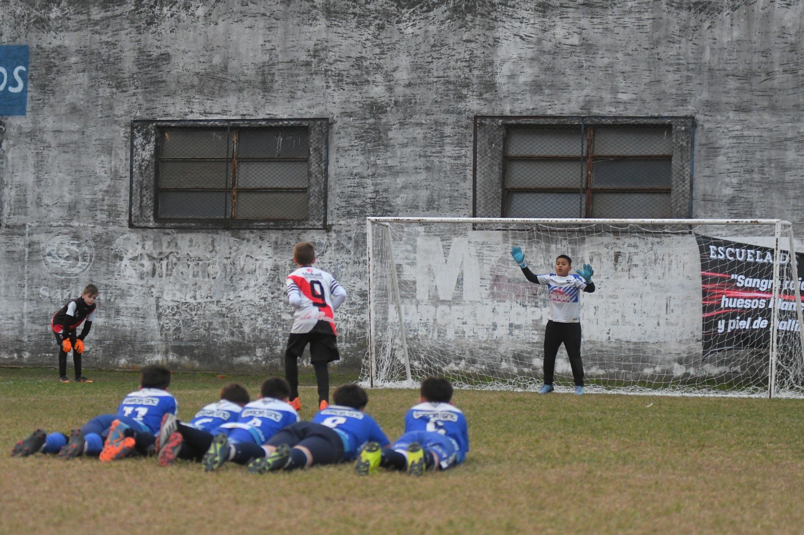 Fútbol Infantil. El Lobito de Gimnasia y Esgrima de Ciudadela. Cuatro días de fútbol infantil se vivieron en el Gigante de Ciudadela. Más de 1000 niños y un gran marco de público le dieron color a jornadas inolvidables.  Pasión Liga de Diario El Litoral presente en los grandes eventos de nuestros niños.