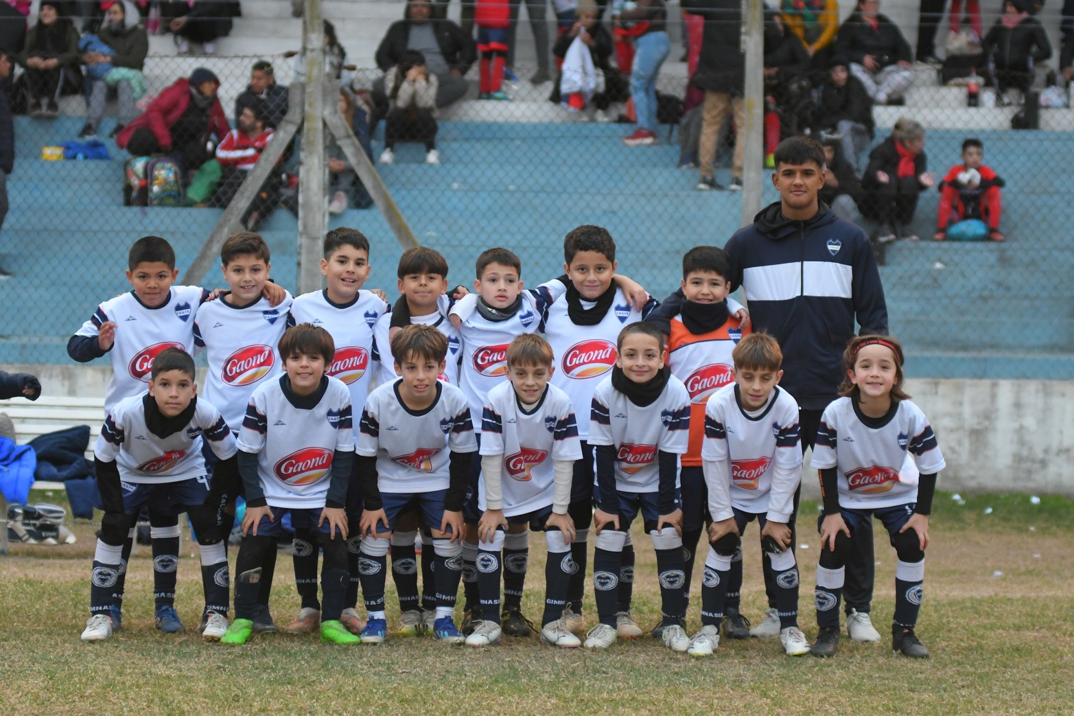 Fútbol Infantil. El Lobito de Gimnasia y Esgrima de Ciudadela. Cuatro días de fútbol infantil se vivieron en el Gigante de Ciudadela. Más de 1000 niños y un gran marco de público le dieron color a jornadas inolvidables.  Pasión Liga de Diario El Litoral presente en los grandes eventos de nuestros niños.