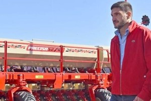 "Al país lo vamos a sacar adelante de la mano de la producción, del campo y de la industria, que generan riqueza y empleo", sostuvo Pullaro.