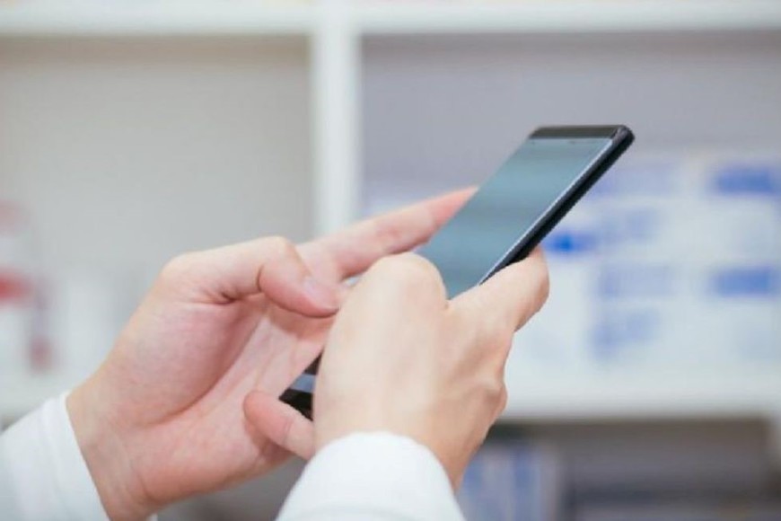 El objetivo es promover el desarrollo de sistemas informáticos que mejoren la calidad y accesibilidad a la salud.