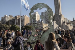 Los números hablan por sí solos. El impacto económico total del fin de semana extra largo se estimó en $1.500 millones. Y si se suman los ingresos del fin de semana anterior, con el feriado del 17 de junio, el monto total supera los $2.200 millones.