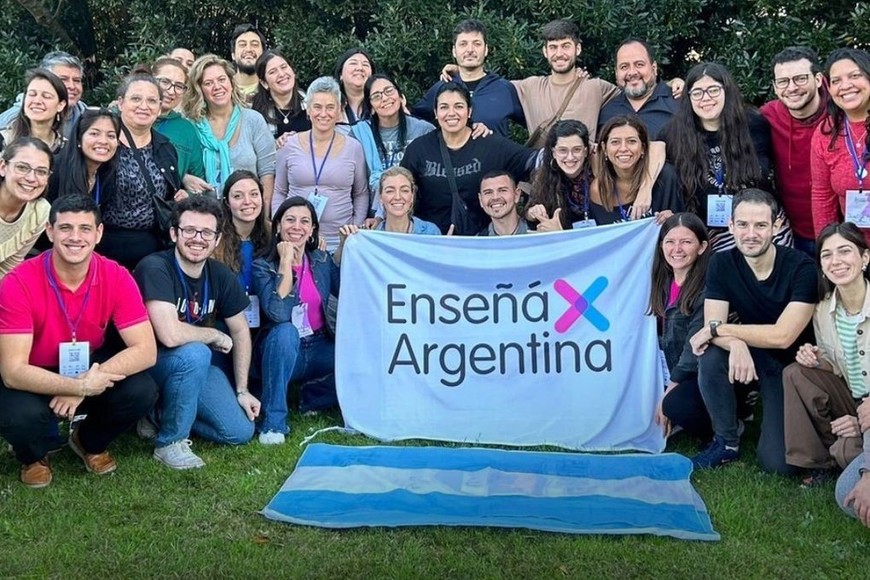 En esta edición, pueden inscribirse profesionales universitarios de CABA, San Isidro y Zárate. Foto: Facebook de Enseñá por Argentina