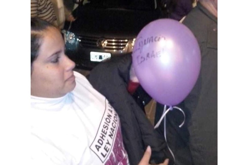 La suelta de globos que recuerda emocionada Ivón.