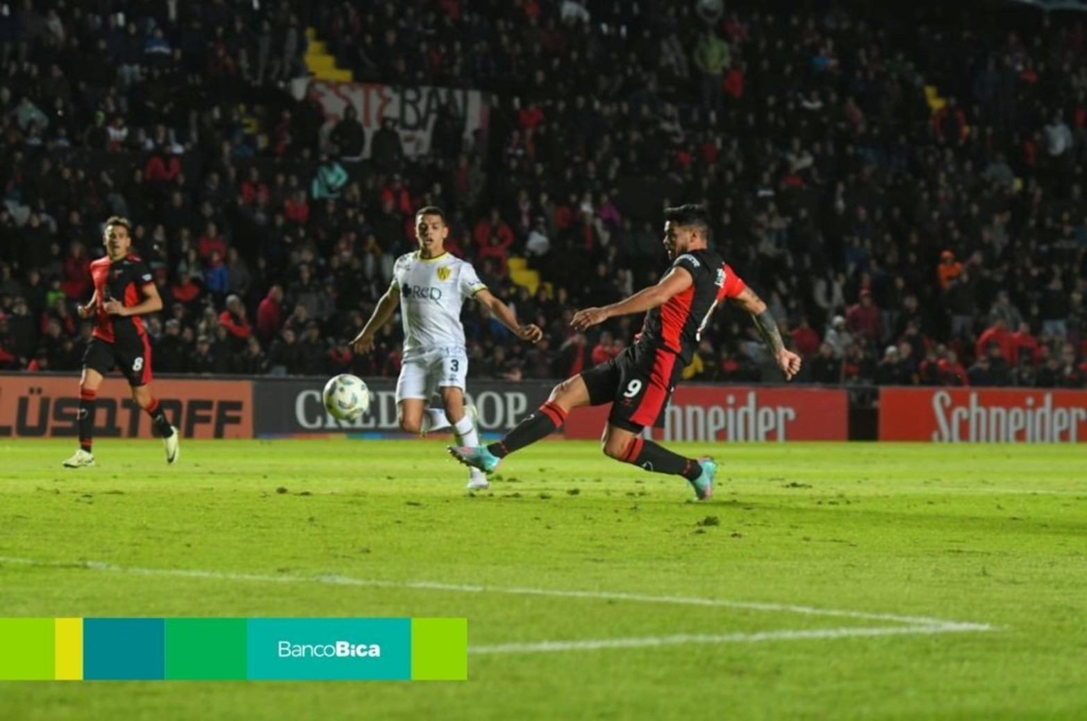 Colón empató con Atlanta en Santa Fe.