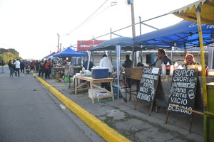 El municipio puso a prueba el reordenamiento de las previas antes de los partidos. Crédito: Manuel Fabatía
