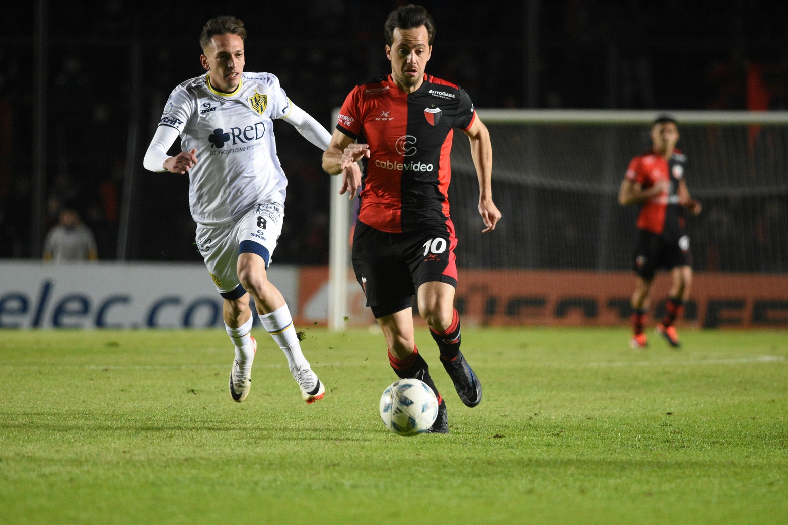 Cristian Bernardi fue el mas incisivo en la ofensiva. Se sigue notando su calidad técnica para desnivelar. 