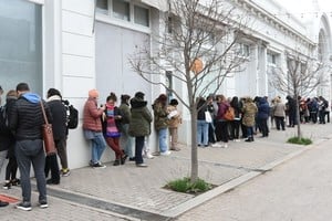 Las entradas gratuitas para los espectáculos: “Hermanas tejedoras”, “Lugar Secreto” y “La singularidad de lo mismo”, se podrán adquirir de manera online y en boletería. Foto: Gentileza FTR 2024