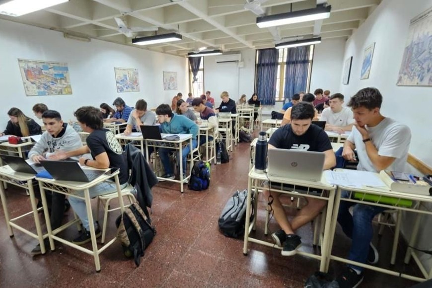 El 3 de agosto arranca la primera instancia del seminario de ingreso, que es de carácter obligatorio y tiene como objetivo nivelar conocimientos. Se cursa los sábados. Crédito: Pablo Aguirre