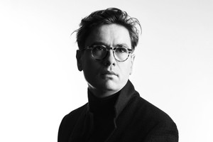 Pianista islandés Víkingur Ólafsson, producción fotográfica para la edición de las “Variaciones Goldberg”.