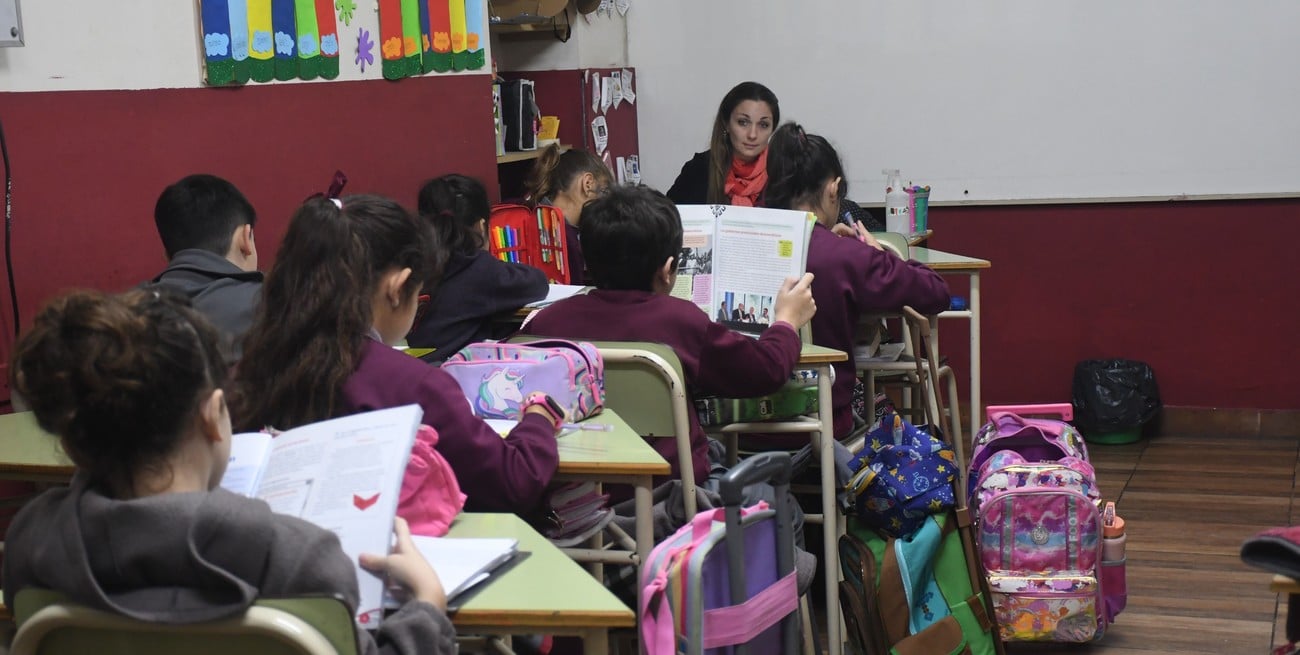 Una maestra no es una mamá. ¿Cuál es la diferencia? Que el niño no quiere aprender en el vínculo con su madre- Imagen ilustrativa