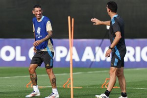 Soccer Football - Copa America 2024 - Argentina training - RBNY Training Facility, East Hanover, New Jersey, United States - July 8, 2024
Argentina's Angel Di Maria during training with Argentina coach Lionel Scaloni REUTERS/Agustin Marcarian