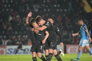 Talpone anotó y pidió perdón a su ex equipo. Crédito: Mauricio Garín