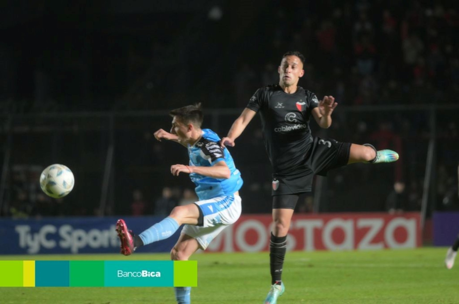 Colón volvió a los tres puntos y sigue arriba