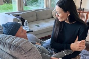 Bruce Willis sufre demencia frontotemporal, una enfermedad neurodegenerativa progresiva que no tiene cura.