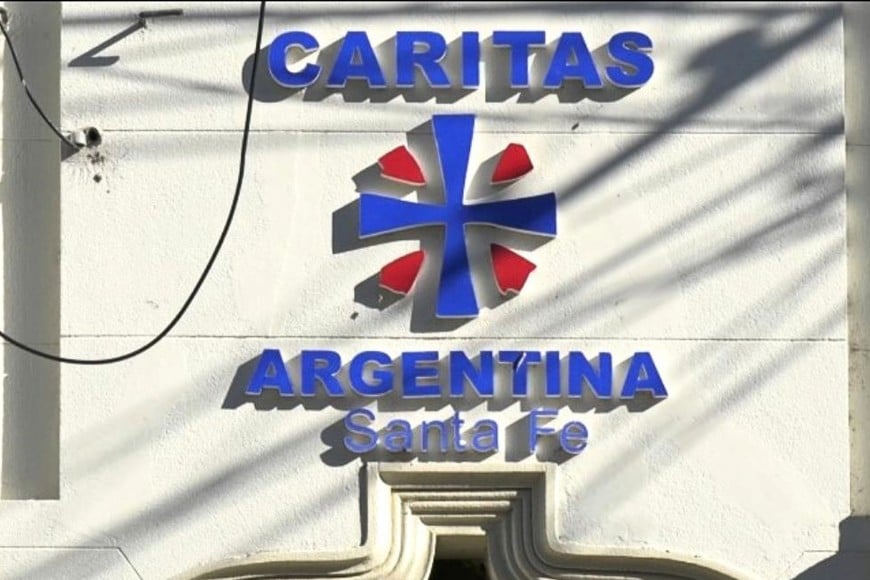Cáritas continúa su misión de asistencia y apoyo a los más necesitados en medio de la crisis económica.