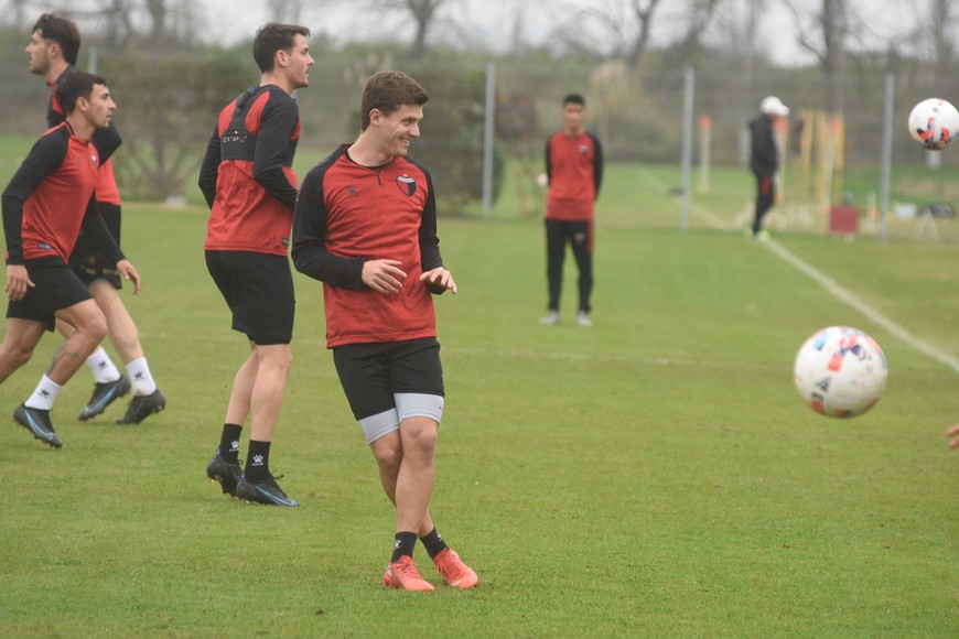 Teuten resigna dinero y quiere jugar en Colón. Crédito: Mauricio Garín