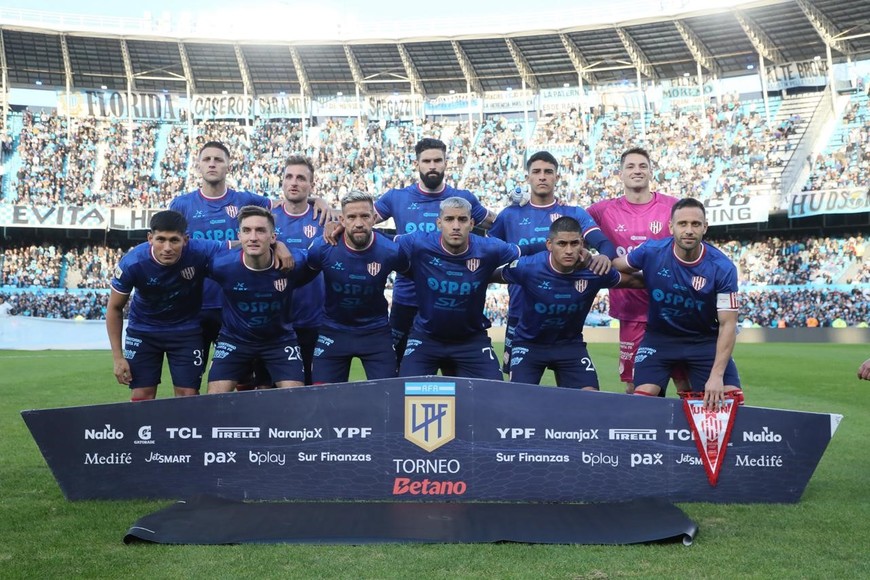 Unión perdió el invicto ante Racing.