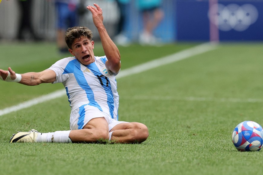 Paris 2024 Olympics - Football - Men's Group B - Ukraine vs Argentina - Lyon Stadium, Decines-Charpieu, France - July 30, 2024.
Giuliano Simeone of Argentina reacts. REUTERS/Nir Elias