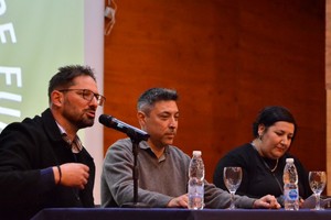“Espacios como estos son fundamentales para generar conciencia y avanzar hacia una sociedad que valora la diversidad y la igualdad de oportunidades para todos”, señalaron autoridades municipales.