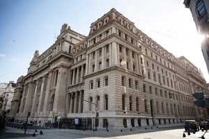 El gobierno que encabeza Maximiliano Pullaro interpuso una demanda ante la Corte Suprema de Justicia de Nación. 
