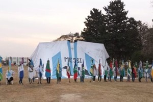 Magnini, resaltó la tarde que estaban viviendo en la comunidad. "A través de la Biblioteca formamos parte del Ente Cultural Santafesino y podemos tener propuestas de este tipo que nos enaltece. Gracias a su pionera Claudia Giaccone y a todos los que nos visitan hoy para poder celebrar este nuevo programa que nos invita a soñar y a conocer sobre nuestros pueblo y ciudades".