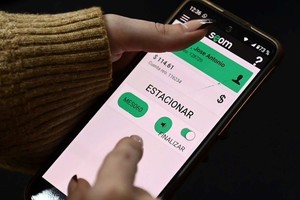 El SEOM incluye a las personas no residentes.