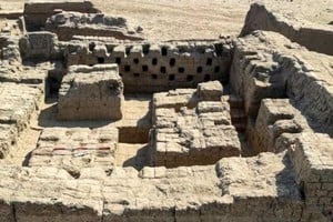 Los restos se encontraron en Marsa Matruh e incluye tumbas, una terma y otros elementos de la vida cotidiana.