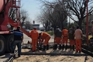 Durante la última semana se volcaron 14 m3 hormigón en la intersección de calles J.J. Paso y San José.
Foto: Gentileza