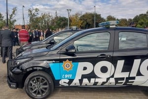 En julio tanto Cococcioni como su par de Gobierno, Fabían Bastía, habían adelantado el inminente envío de las unidades móviles 0 km para el departamento San Justo.