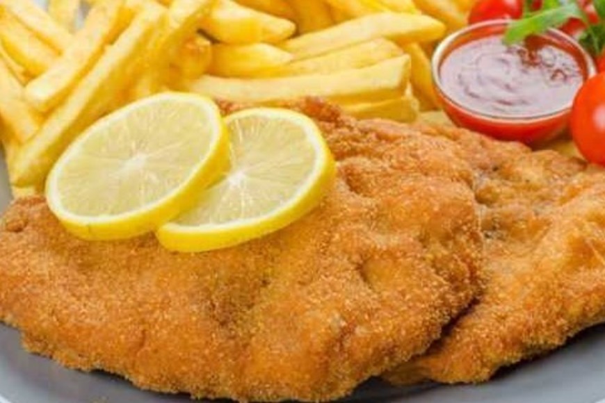 En Argentina, ¡las papas fritas se llevan muy bien con las milanesas!