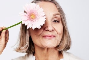Conocer la verdad sobre la menopausia te permitirá enfrentar esta etapa con mayor confianza y bienestar.