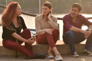 Ana Suñé, Mariana "Iaia" Pretto y Mario Ruiz, cantautores.