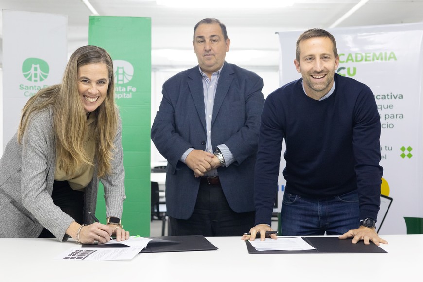 El Intendente de Santa Fe, Juan Pablo Poletti agradeció el compromiso de CCU