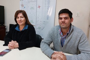 La secretaria de Desarrollo Humano Jorgelina Velázquez y el concejal Marcos Rubianes brindaron detalles del operativo