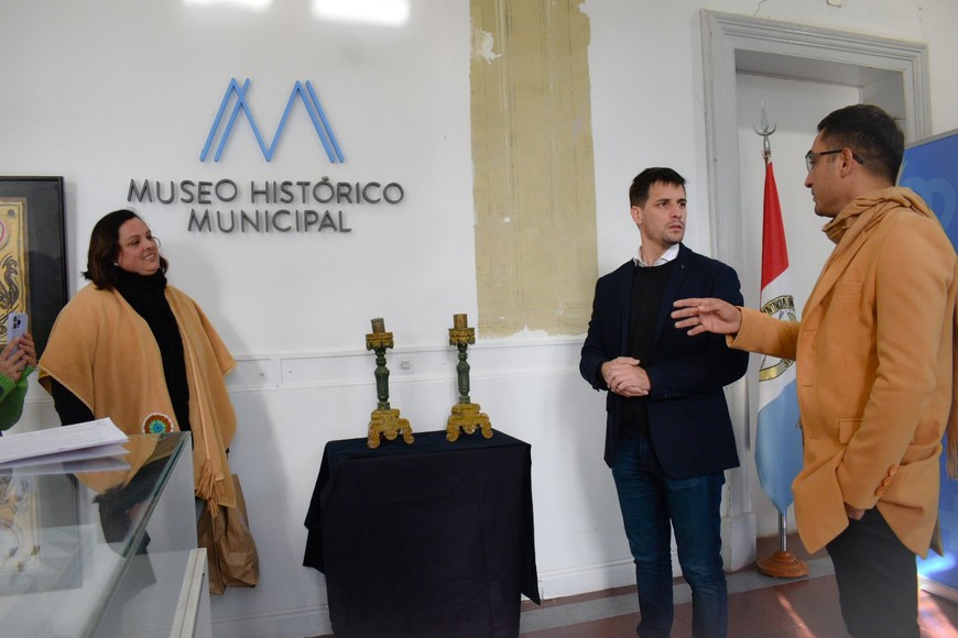 Los candeleros formarán parte del patrimonio del Museo de la Costa por haberse efectuado el traspaso mediante un decreto que certifica la gestión entre instituciones de idéntica finalidad.