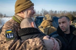 "Haremos todo lo posible para traer de vuelta a todos y cada uno. No nos hemos olvidado de nadie", señalaba el presidente de Ucrania, Volodímir Zelenski, en un discurso grabado.