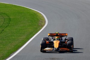 Formula One F1 - Dutch Grand Prix - Circuit Zandvoort, Zandvoort, Netherlands - August 25, 2024
McLaren's Lando Norris in action during the race REUTERS/Piroschka Van De Wouw